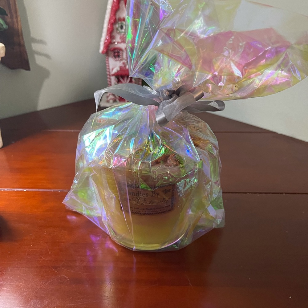 Candles by Victoria. 18 oz Pumpkin Cupcake. A fall scent with excellent throw.